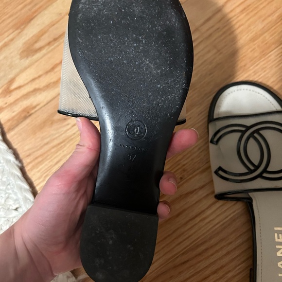 Chanel slides - Picture 6 of 8